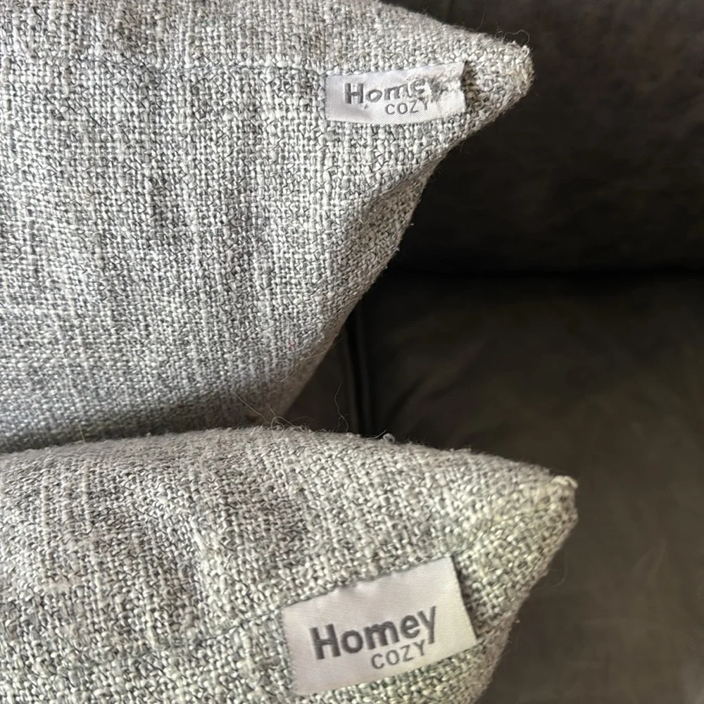 HOME COZY 2p Woven Gray 20”x20” Accent Down Throw Pillow Set Hidden Zipper EUC